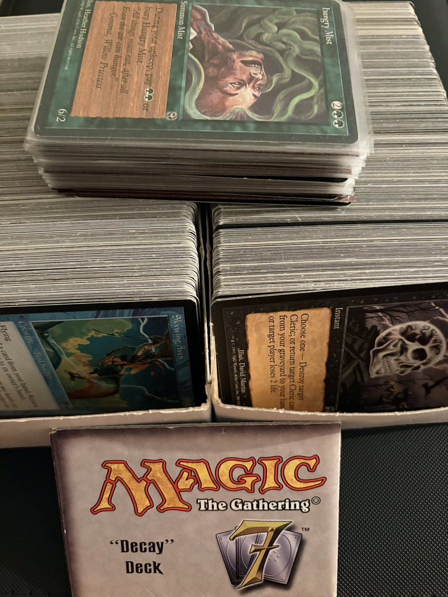 RZCARDSUPPLY's tweet photo. GET 25 VINTAGE MAGIC THE GATHERING CARDS FOR $15
 https://t.co/XZElAfDsGX #eBay via @eBay  ⁠#MTG⁠  
 ⁠#MagicTheGathering⁠  
 ⁠#MTGCommunity⁠  
 ⁠#TCG https://t.co/YwlRum6WJ3