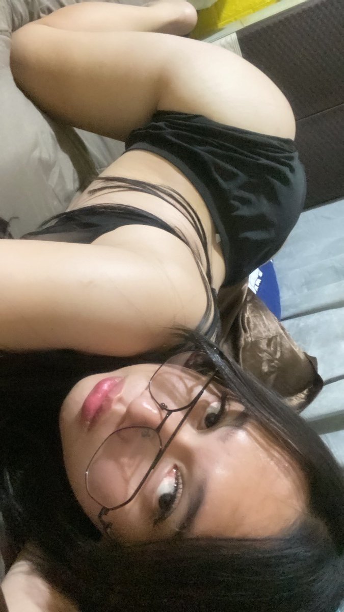 batskaro's tweet photo. Minggu malam Senin vcs 
Banyuwangi Bilqis https://t.co/e44B5Hf12B