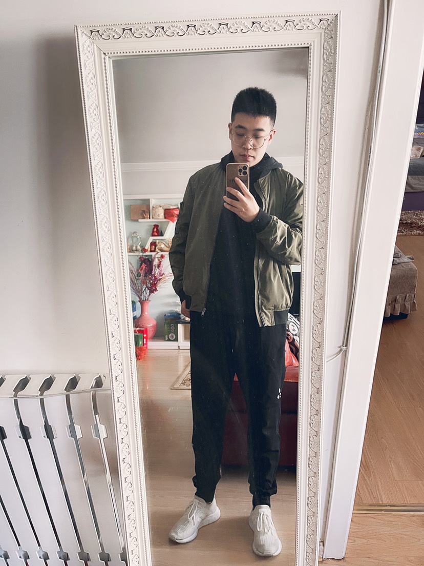 PamHart462790's tweet photo. 山东185证券二代留子 桀骜不驯开着保时捷的他 私底下也是想穿着正装被主人疯狂蹂躏的贱狗 自插插爽了不够 还有继续做任务打飞机取悦主人 https://t.co/aE14BZcTn1
