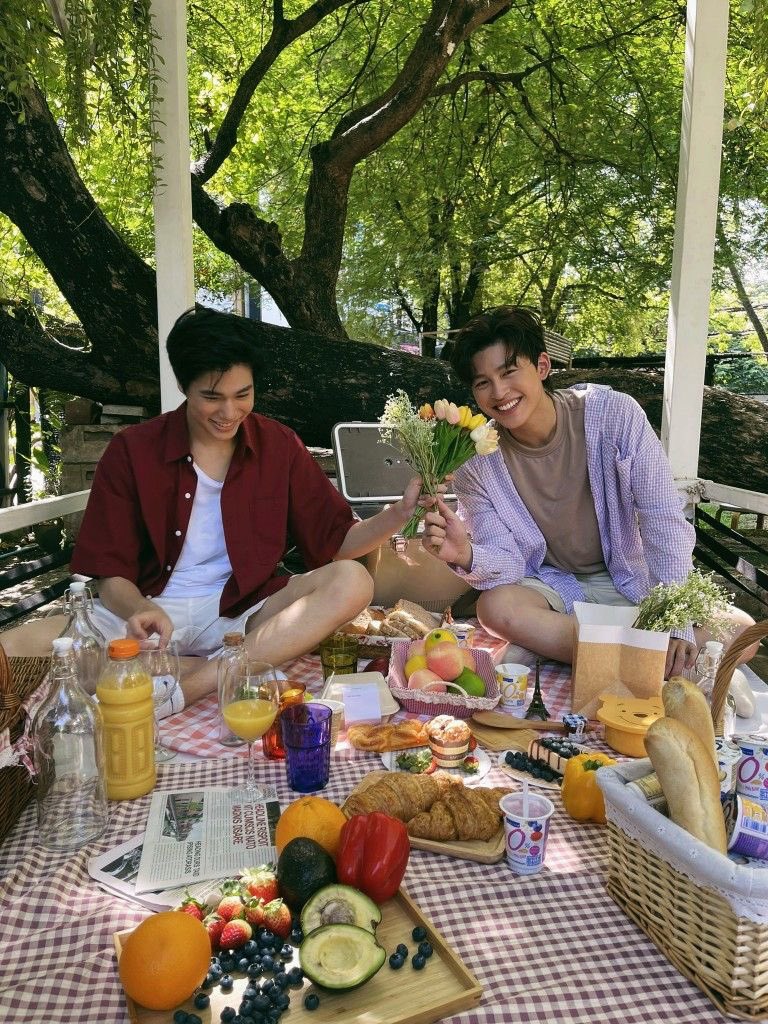 thevoyvin's tweet photo. Gender reveal kecil kecilan https://t.co/ezdM3zAYtq