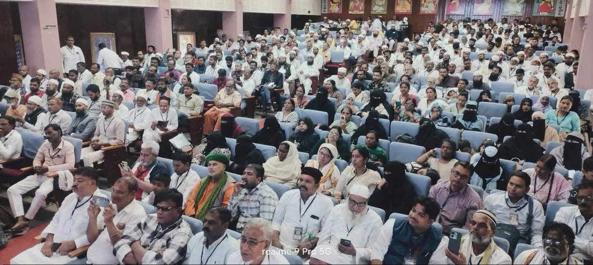 margdata8705's tweet photo. #WamanMeshram 
ओबीसी की जाति-आधारित जनगणना के लिए समर्पित
राष्ट्रीय मुस्लिम मोर्चा का 5वाँ राष्ट्रीय अधिवेशन, हैदराबाद, हैदराबाद के बाग लिंगमपल्ली स्थित सुंदरय्या विज्ञान केंद्रम ट्रस्ट, तेलंगाना में सफलतापूर्वक संपन्न! 
Bamcef Org. II Bharat Mukti Morcha https://t.co/slDjTk75fX