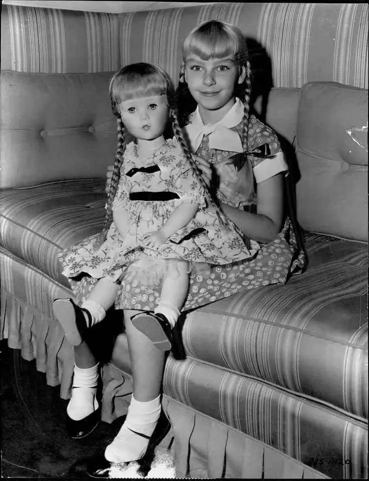 EternallyJustMe's tweet photo. The Bad Seed (1956) Horror/Mystery

Christine, whose life seems perfect with a lovely home, a loving husband and a perfect daughter, is forced to suspect that her little daughter is a ruthless killer. https://t.co/ADDSaRRBBG