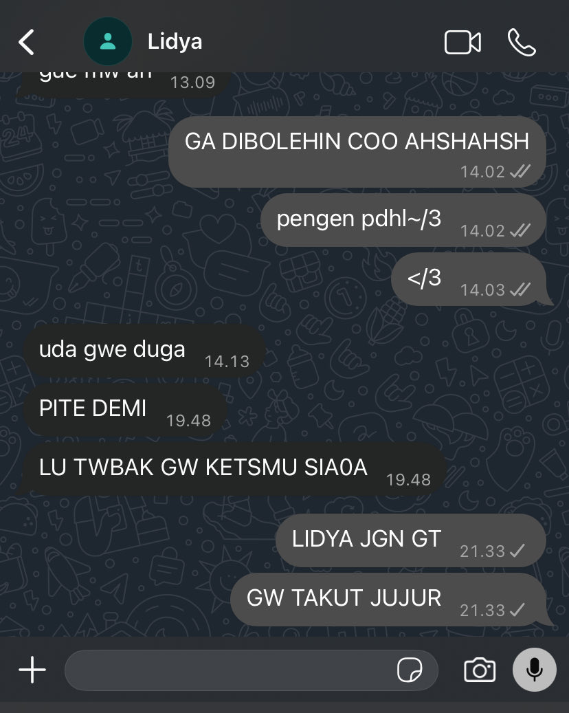 roxdrick's tweet photo. APA JIR JGN BIKIN GW FOMO @akutautpakudiam https://t.co/slGZfZSCe6