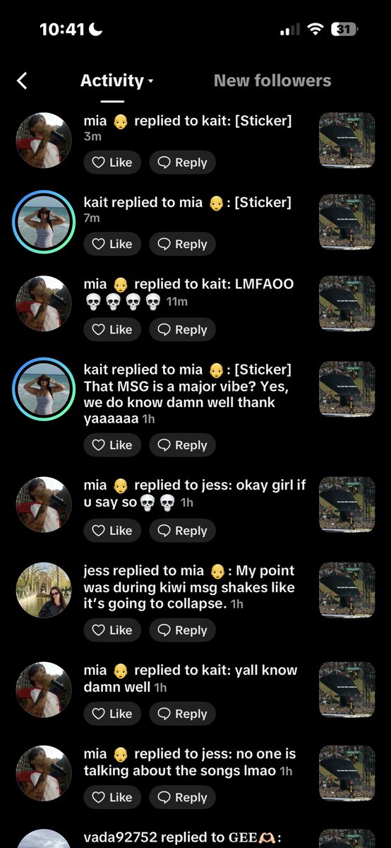 eversincemma's tweet photo. what is happening in my tiktok notifications 😭😭 https://t.co/q0Rp0HeJcU