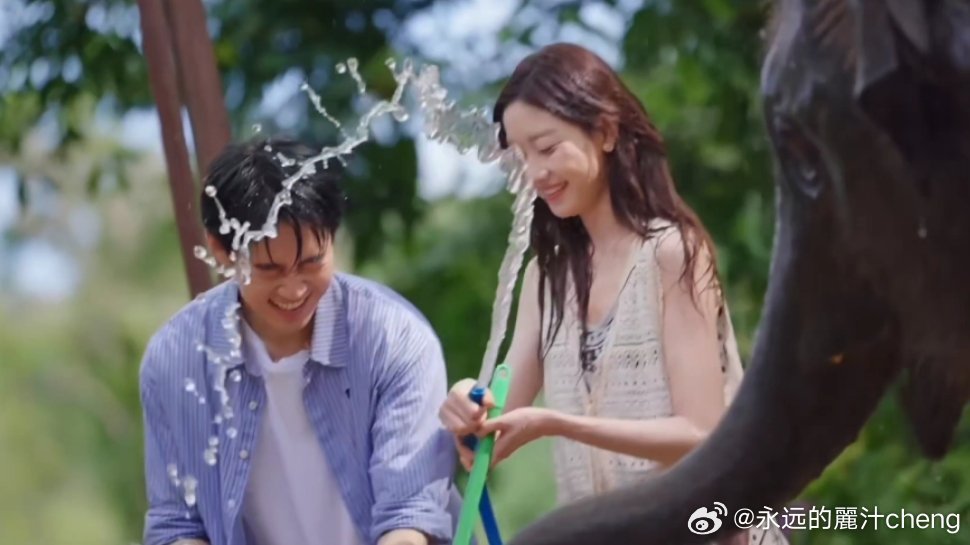 NalynCastro29's tweet photo. Well actually she is right yihang is definitely her type his a total package can be mature , fun guy and love to tease her all time which is they match well this kind of traits give you excitement and they will be no boring/dull moments if your together.💯🤭🥰

#HeartSignalS9 https://t.co/jLxVeGIgYo