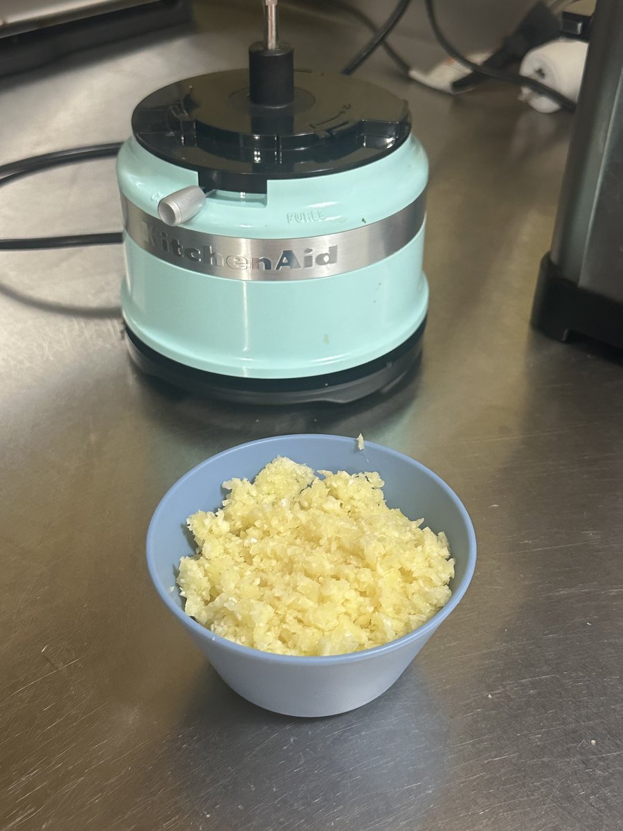 SkinnerPm's tweet photo. Made Hyderabadi wedding curry with tofu:
Toasted almond flour &amp; coconut. covered tofu with spices. Cooked up onions. Then kinda-puréed ginger/garlic, add to pan. Add soy sauce, sambal olek, chili powder, lots of fresh cilantro &amp; lots of dried fenugreek leaves. 
So damn good https://t.co/e0eK6aH3Hl