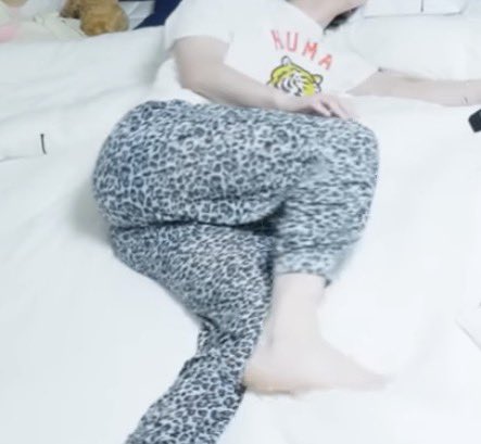 3uv9o's tweet photo. 팬티 ㅁㅊㄴ https://t.co/uFL1qYs5NB