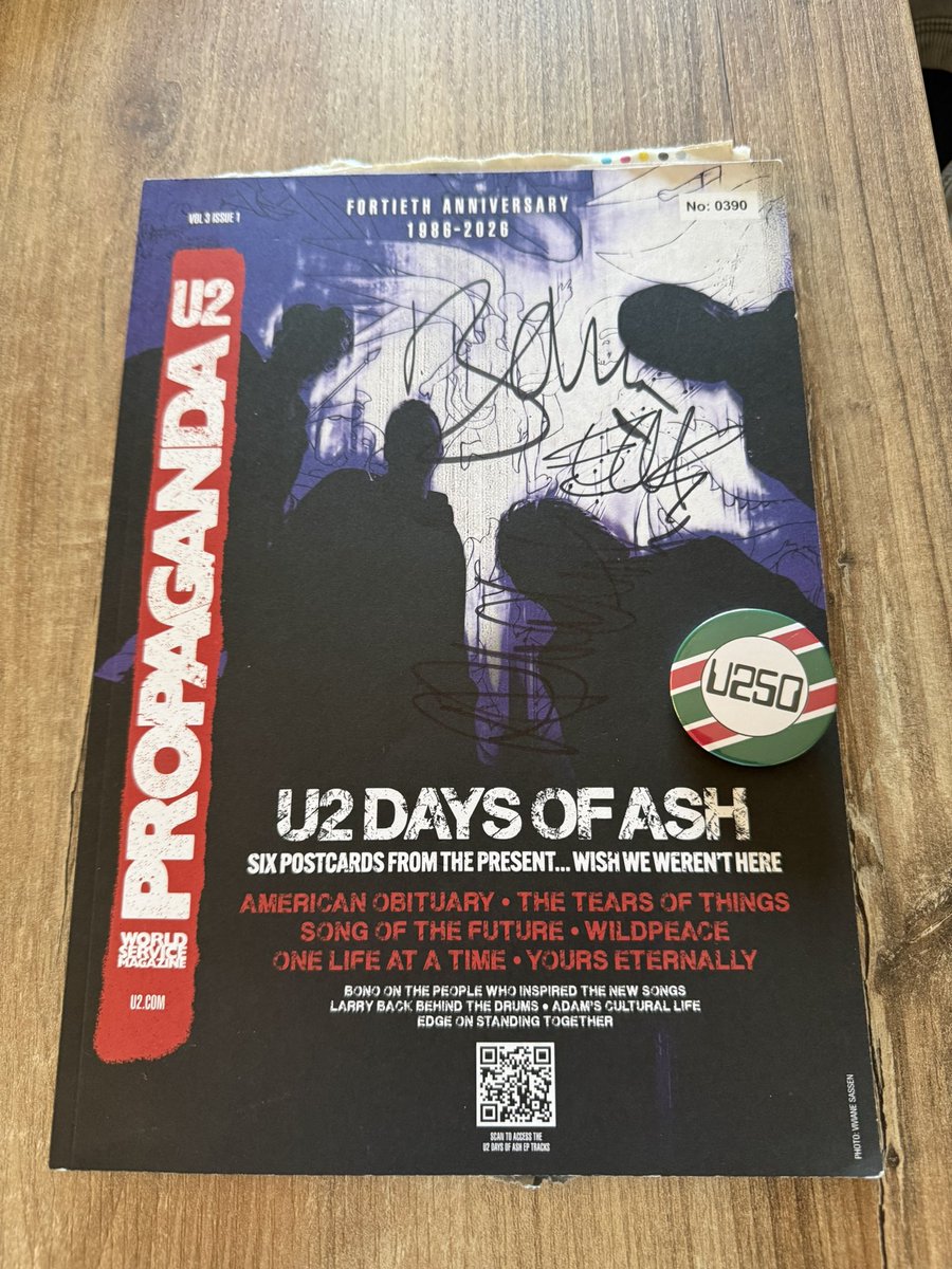 dele_U2's tweet photo. My haul straight from Dublin ! What a week end♥️ #u250 https://t.co/T2MrPwn64Z
