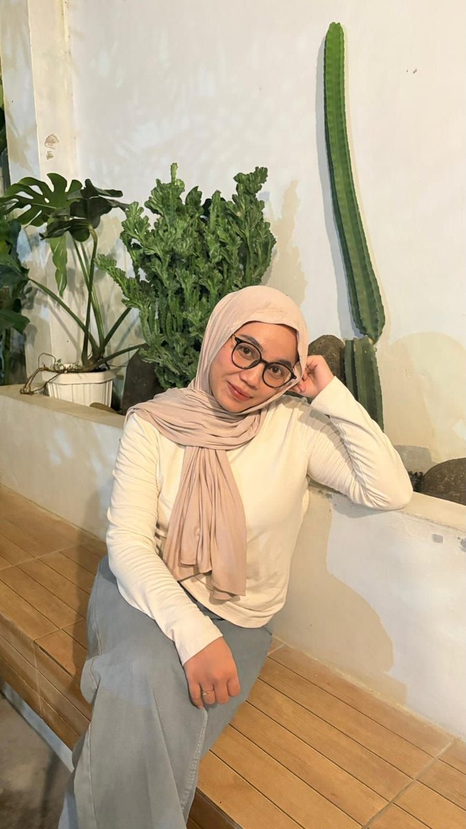 GhaniaDientot's tweet photo. Titipan DM

Namanya Diana. Karena fetishnya kacamata + mukanya bikin sange jadi ditelanjangin sekalian sama Sender.

Mau juga? coba sendiri
https://t.co/zqopj62B4g https://t.co/IsfnkytjOS