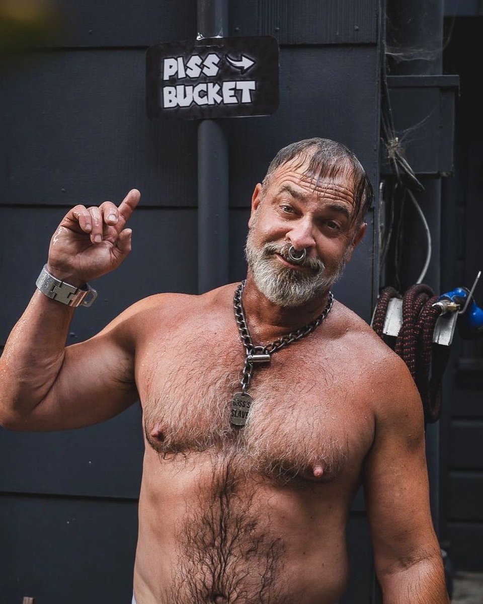 onguarddungeon's tweet photo. Today’s the day.  Every year at the end of our Folsom Party the communal piss bucket is emptied over my head….lets see Howmuch piss we collect today… https://t.co/QKSdif0bNV