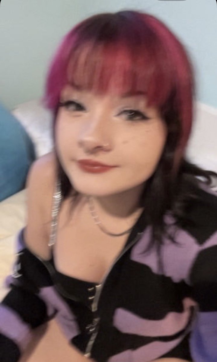 nlgoonerdf's tweet photo. my sister is a slut https://t.co/ZxkLWeGu8Z