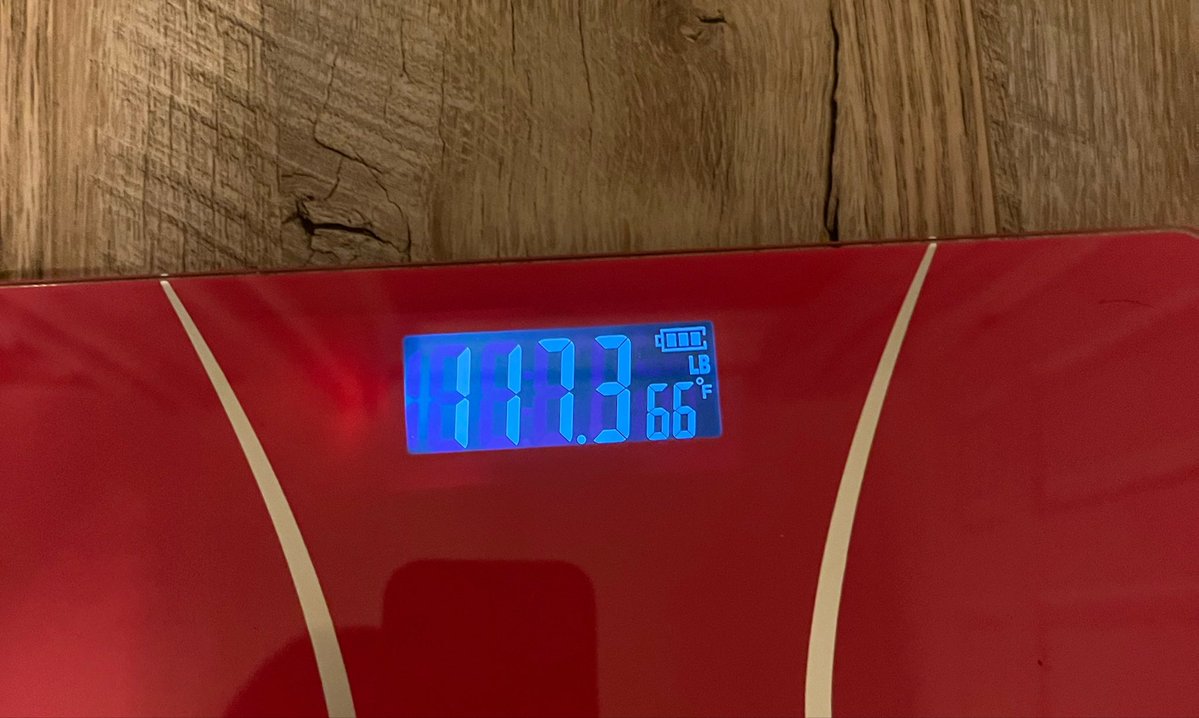 onehemeroid's tweet photo. I’m 53 kg now 👀👀 https://t.co/qjJGY5d2Ia