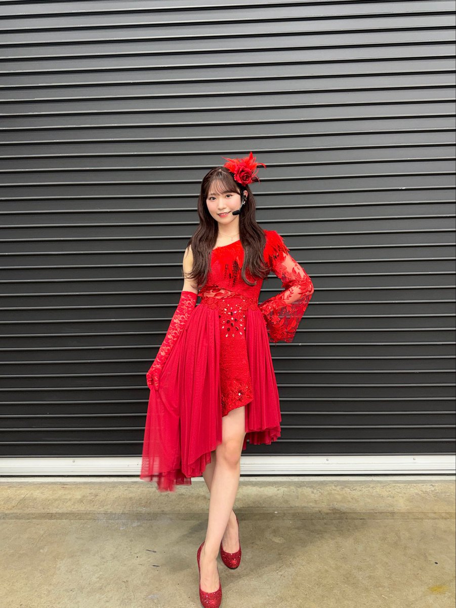 MizukiYamauchi's tweet photo. 赤いピンヒールとプロフェッサー👠🔥 https://t.co/MPVq1DTuyv