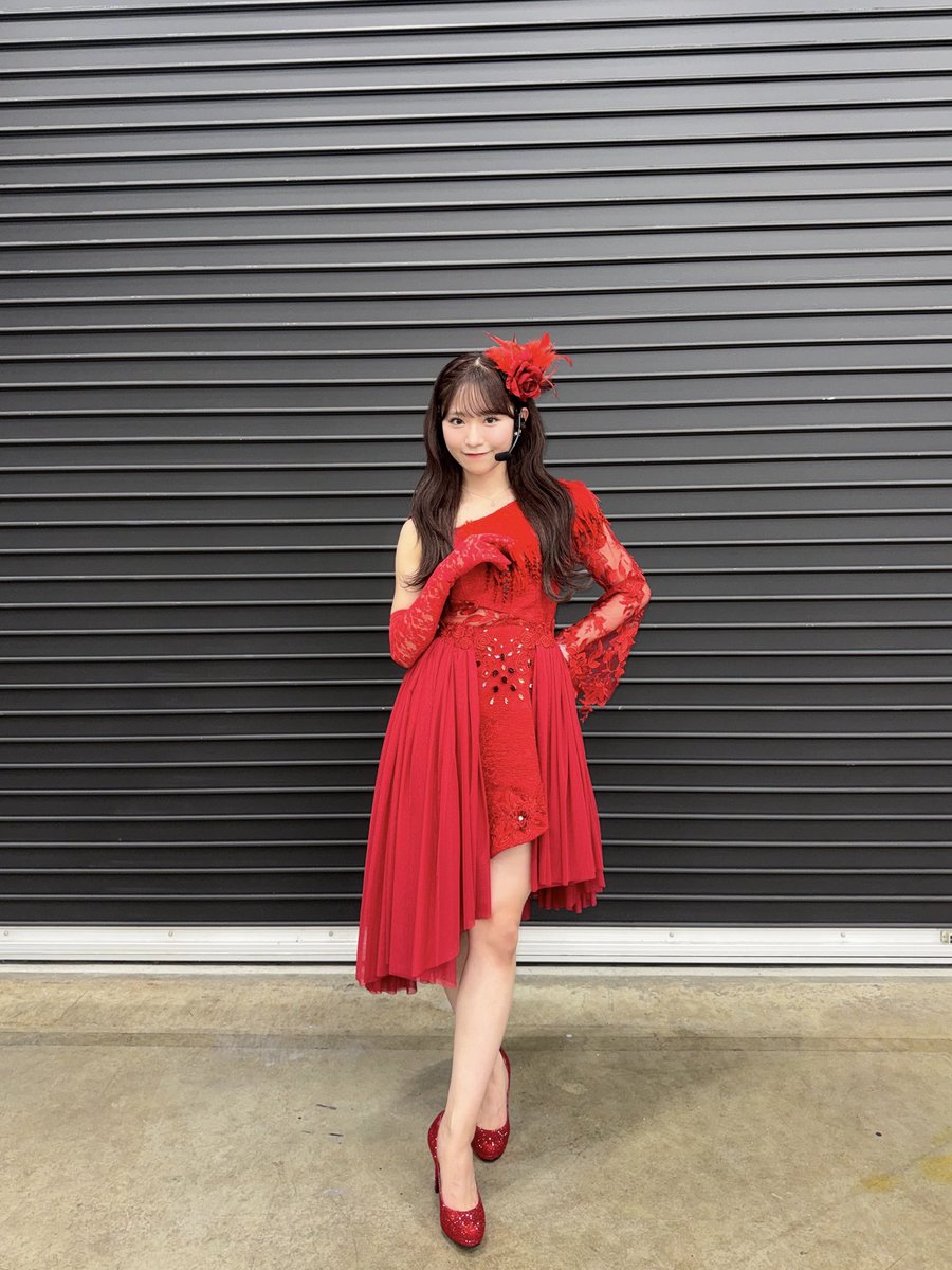 MizukiYamauchi's tweet photo. 赤いピンヒールとプロフェッサー👠🔥 https://t.co/MPVq1DTuyv