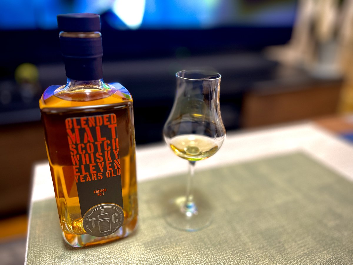 malt_and_time's tweet photo. 3杯目

シングルキャスク ブレンデッドモルト 11年
alc:46%

飲みごたえしっかりしながら恐ろしく飲みやすい👀

手に取りやすい価格も凄い👏

ハイボールもオススメらしいのでまた今度試してみますかね☺️ https://t.co/l07pPfoob0