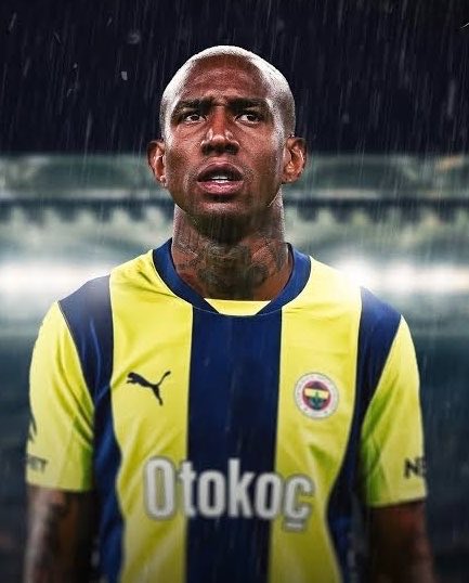 atavratpitbull's tweet photo. Meğer 5M€ değil 17M€ maaş alıyormuş. Şimdi bu usulsüz olayı kim sorgulayacak https://t.co/5x99NpBT0a