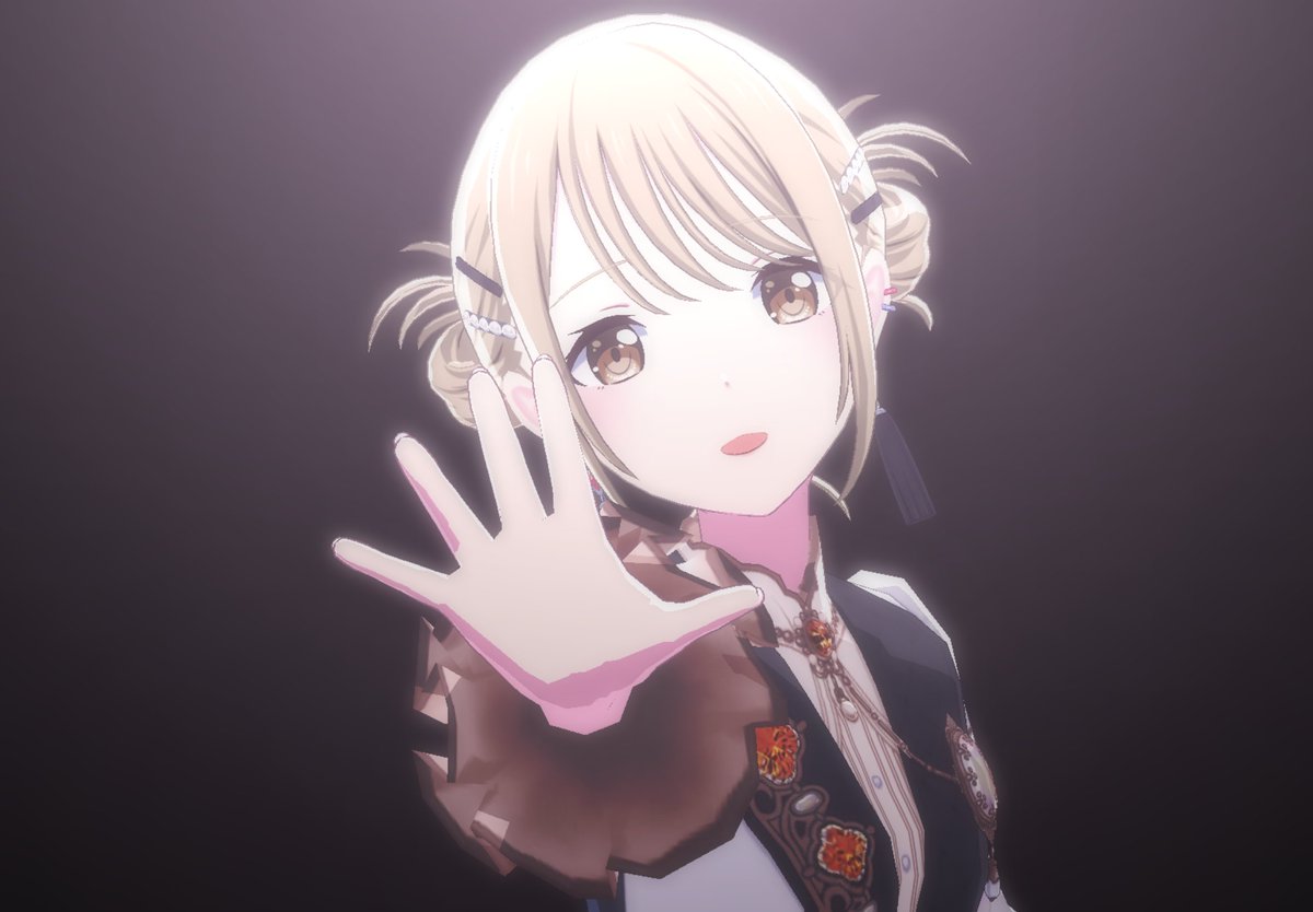 azsw_32's tweet photo. 動いてると尚更なんだけど、お団子から出てる髪の毛が、パピヨンの耳のぱやぱやみたいですごくかわいくて https://t.co/sM3LQJJwoz