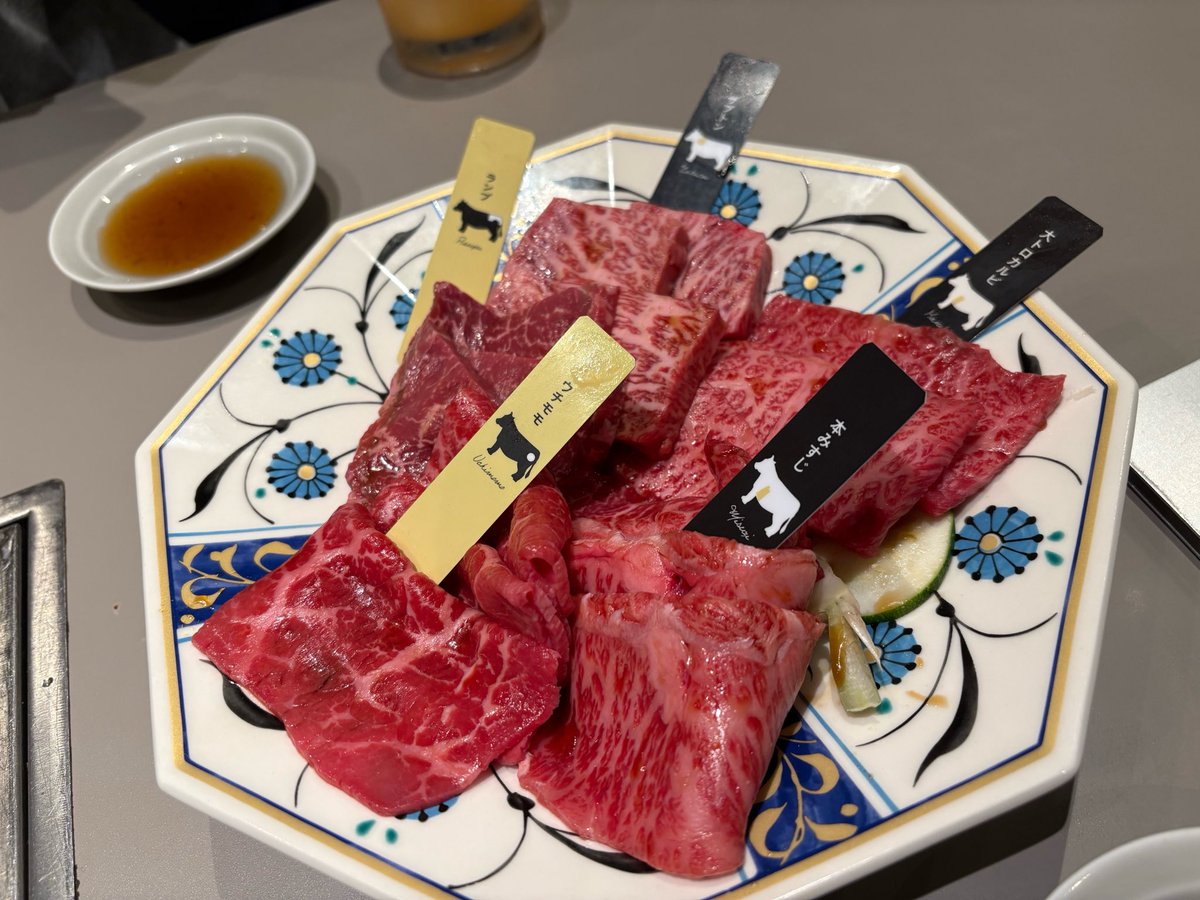 Kuragee26's tweet photo. 熟成焼肉🥩🔥
超美味しかったー✌️
〆の冷麺ガチ美味いんだよなぁ(    ᷄ᾥ ᷅  )

ほうじ茶も美味いしカヌレも美味かった😋 https://t.co/qWGEwZaRg7