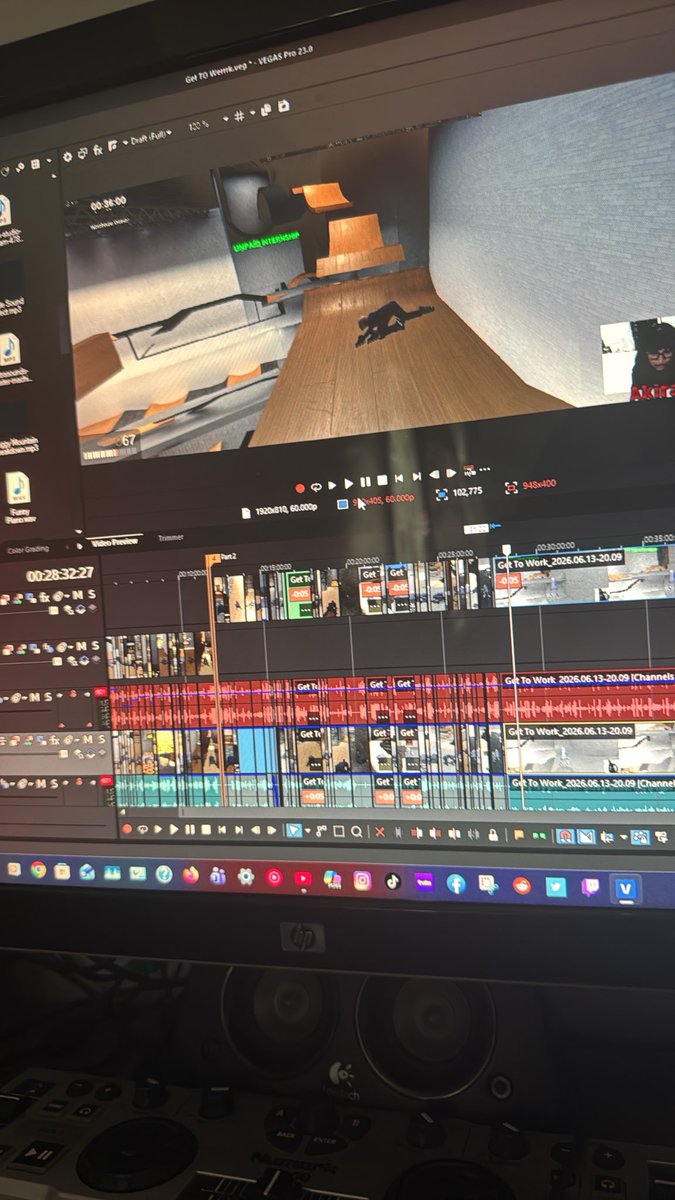 Akiratri2006YT's tweet photo. Working on part 2 of episode 1. Turns out it's quite a bit longer than I thought.

- Akira A. Aikawa https://t.co/NW97ZjVCGA