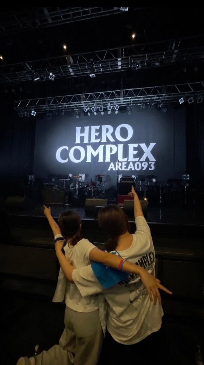l6syy's tweet photo. HERO COMPLEXに出逢わせてくれてありがとう。大好きです。
会いたい人にもたくさん会えて幸せー😭😭 https://t.co/xCId2tIDHZ
