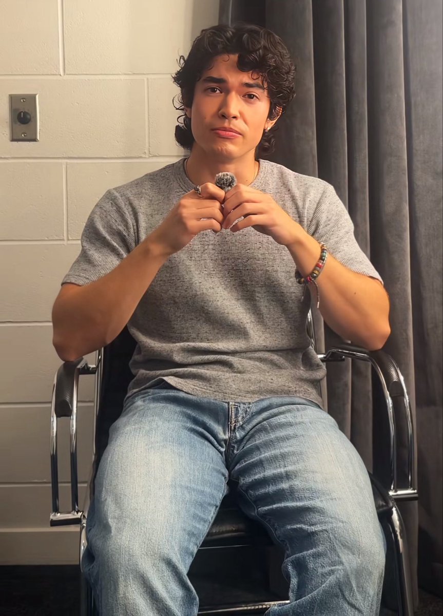 jessfoundheaven's tweet photo. thick thighs save lives https://t.co/YtjSDQMZdT