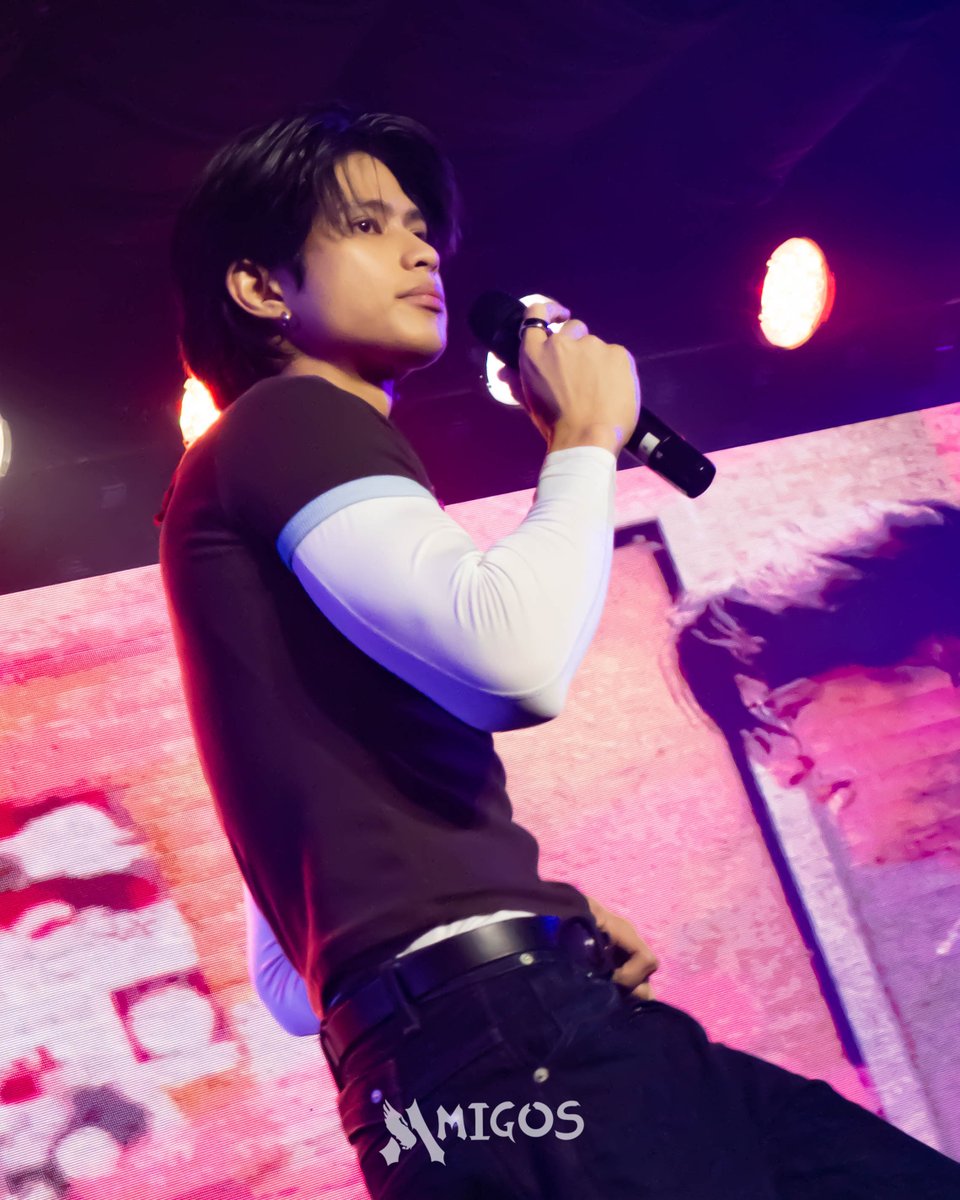 Ofc_AmigosPH's tweet photo. Balita ko nabingi daw si Xer sa lakas ng hiyaw ng Ritmo 👀
Here’s Migo from Xerenade’s first PPop Collab Stage last Saturday!
Big thanks to everyone who showed up and making it LOUD 💥
#MigoValid #XERENADE_MIGO #XER_MIGO #XERENADE #PPopCollabStage2
@MigoValid @ritmo_ofc https://t.co/xwtt2Z8qYz