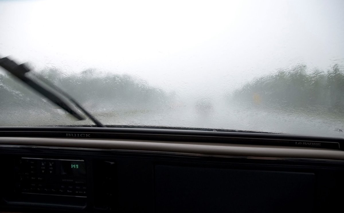 cityoftulsagov's tweet photo. With rain chances in the forecast this week, now is a good time to make sure your vehicle is ready for wet roads.

Take a few minutes to check your windshield wipers, tire tread and tire pressure, headlights, and brake lights. These simple checks can help improve visibility and traction when conditions are rainy.

And when you’re on the road, slow down, leave extra space between vehicles, and never drive through standing water. A little preparation can go a long way toward keeping everyone safe.