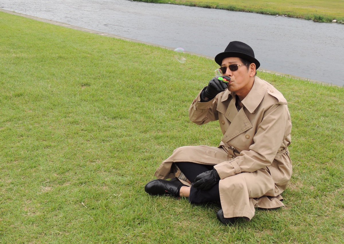 renpobsfuji's tweet photo. 9/27は
漣さん生誕75年
300の顔を持つ男は
いったい
どんな役をやってたんだろう‥‥
でもやっぱり
お茶目な漣さんが好きだなぁ
漣さんおめでとう！
今年も大好きなパンで
カンパ〜ン！ https://t.co/hoS2bkFIfe