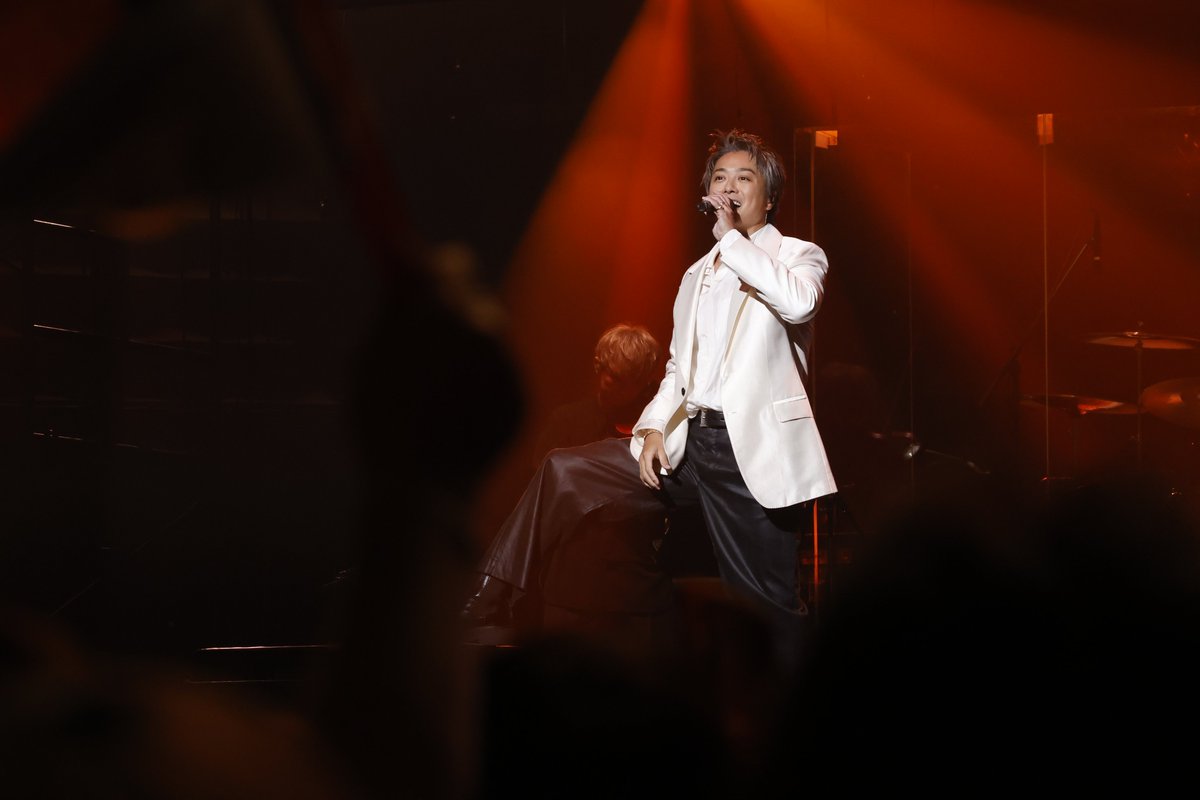 LiveenMu's tweet photo. EXILE TAKAHIRO、EXILE加入20周年を記念したアニバーサリーライブ開催 https://t.co/wb1uHck587 
#EXILETAKAHIRO #TAKAHIRO #EXILE加入20周年 https://t.co/e67p365vEB