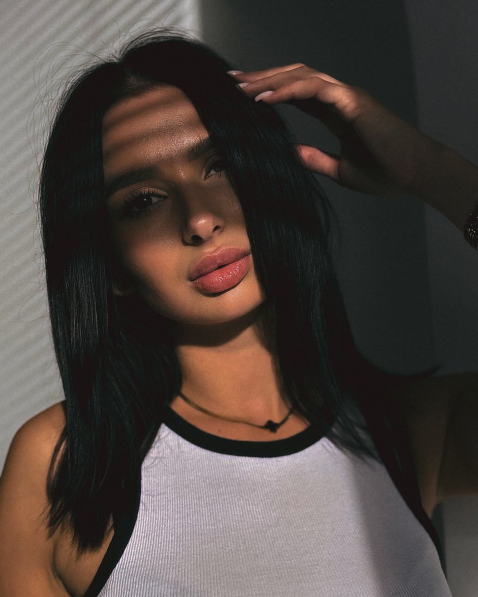 StellaRay6gap's tweet photo. You don’t need to prove yourself to anyone. Stay focused, keep your ambition alive, and become the woman you want to be. ✨ https://t.co/eRlmGStFXC