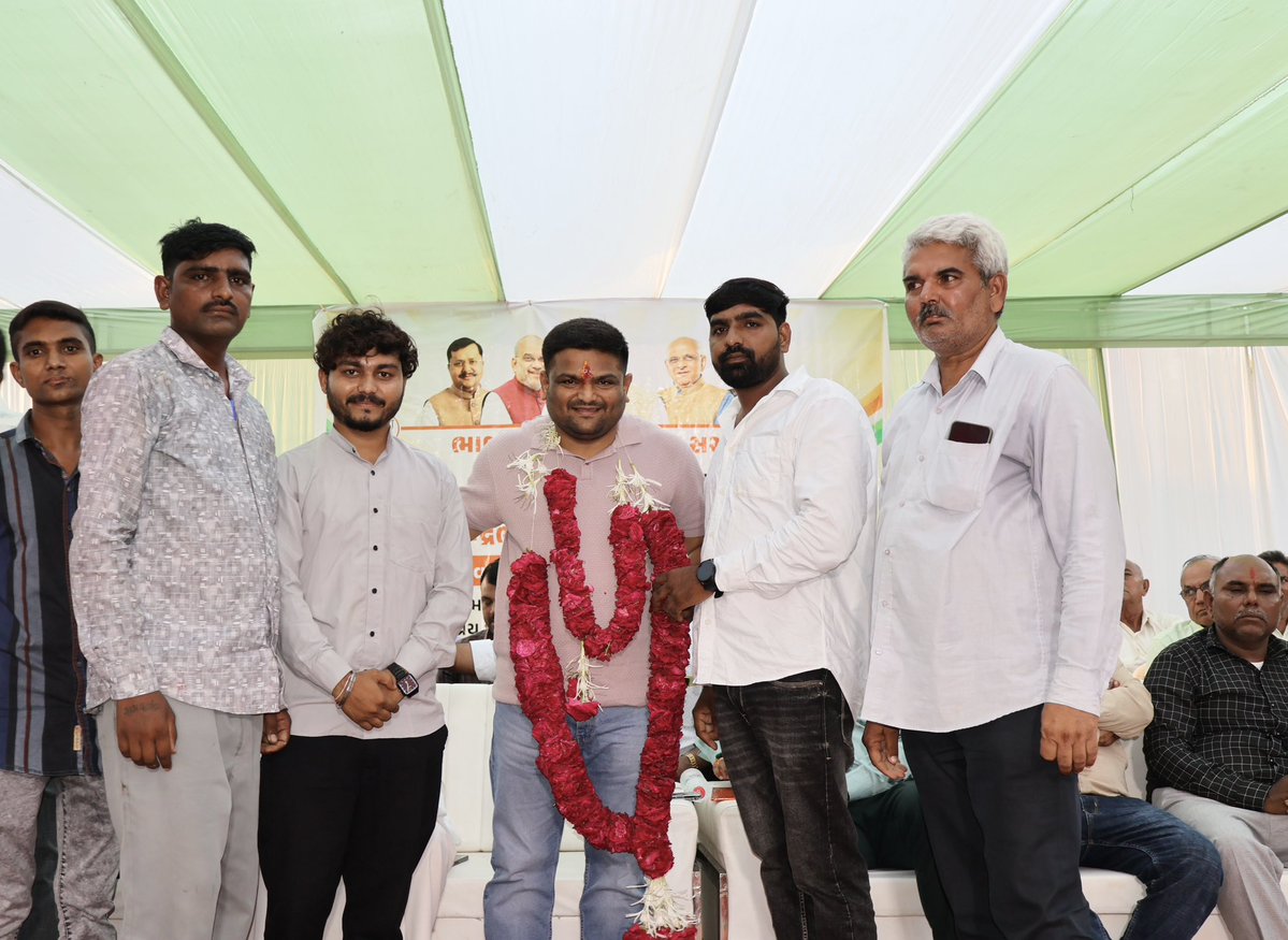 HardikPatel_'s tweet photo. सेवा संकल्प अभियान के अंतर्गत आज विरमगाम तहसील के करकथल गांव में कुल ₹13.70 करोड़ के विभिन्न विकास कार्यों का भूमिपूजन किया गया। https://t.co/QqZoTzSImD