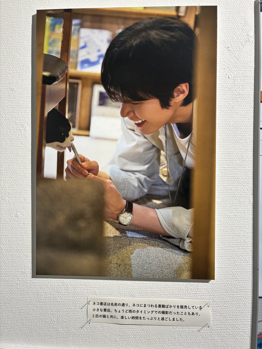 mammamrock's tweet photo. ドンヒ写真展&amp;お渡し会に行ってきました♡
お渡し会ではキュルキュルの瞳で優しい雰囲気全開のドンヒとお話しできたのに緊張で頭真っ白になり記憶がない😭
写真展は愛おしさがたくさん詰まった素敵な内容で胸がいっぱいになりました♡

 #キムドンヒ  #キムドンヒ写真展  #渋谷PARCO  #KIMDONGHEE https://t.co/6wZEpiVpuQ