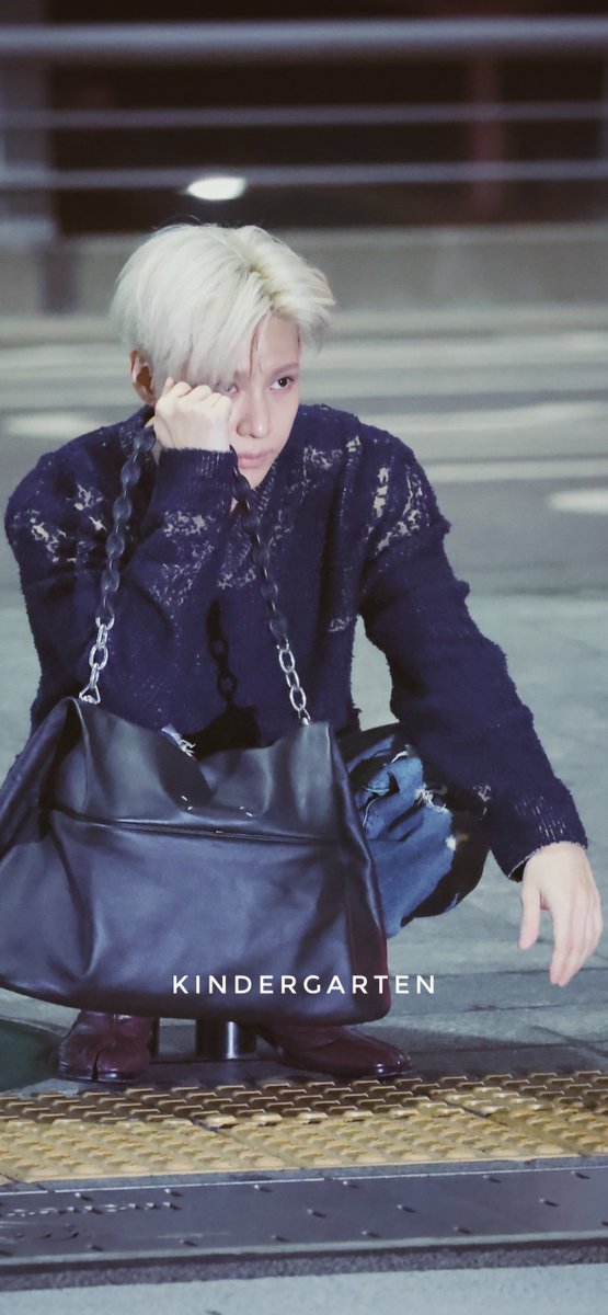 kin_718's tweet photo. 2026.09.27
인천공항 태민🖤💙
still your runway 

#태민 #TAEMIN #テミン #泰民 https://t.co/F84T17Wr3P
