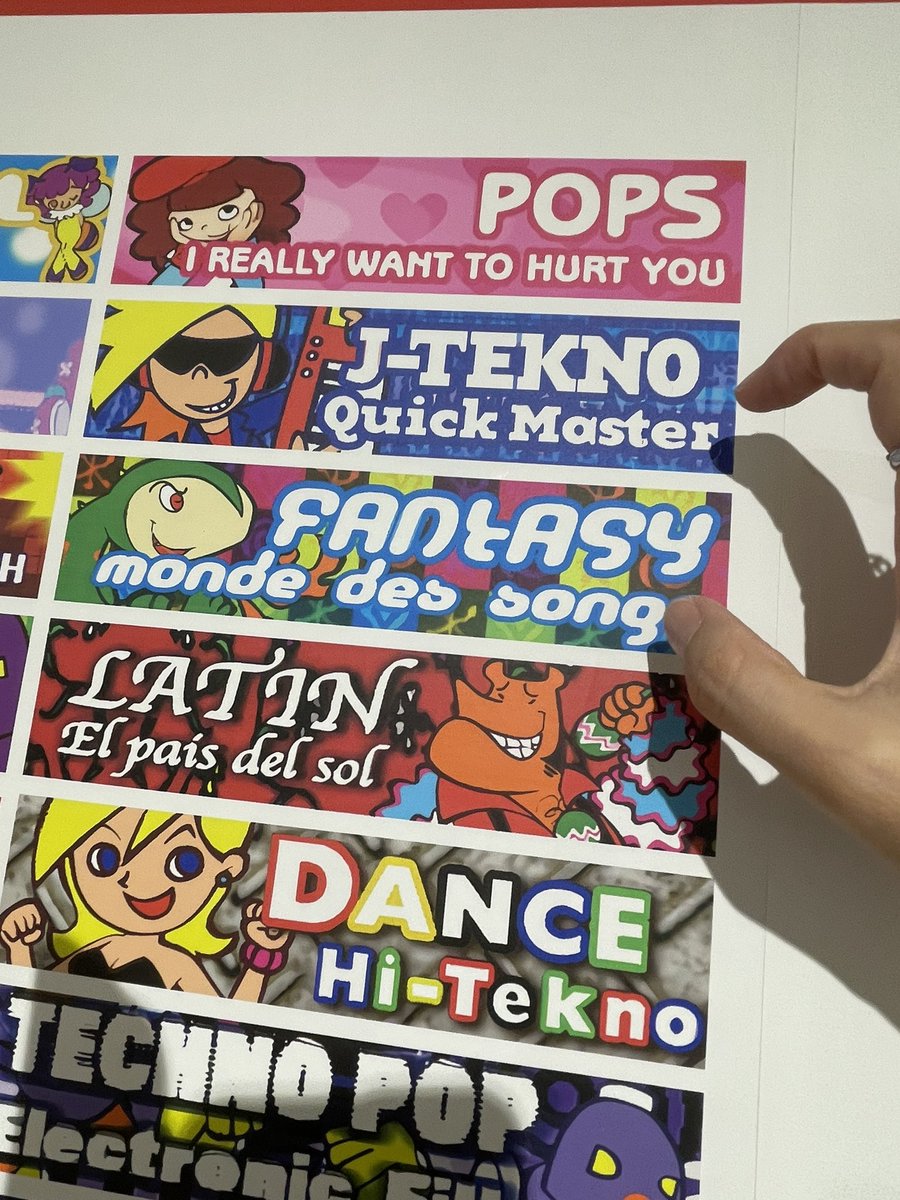 mios_k330's tweet photo. ポップン展ー！初期メンのバナー見て懐かしさで禿げそうだった
プレステのソフトまだ持っとるよ何ならビーマニ初代もあるよ
かにぱんうろ覚え;; https://t.co/Nj3Py1gf9w