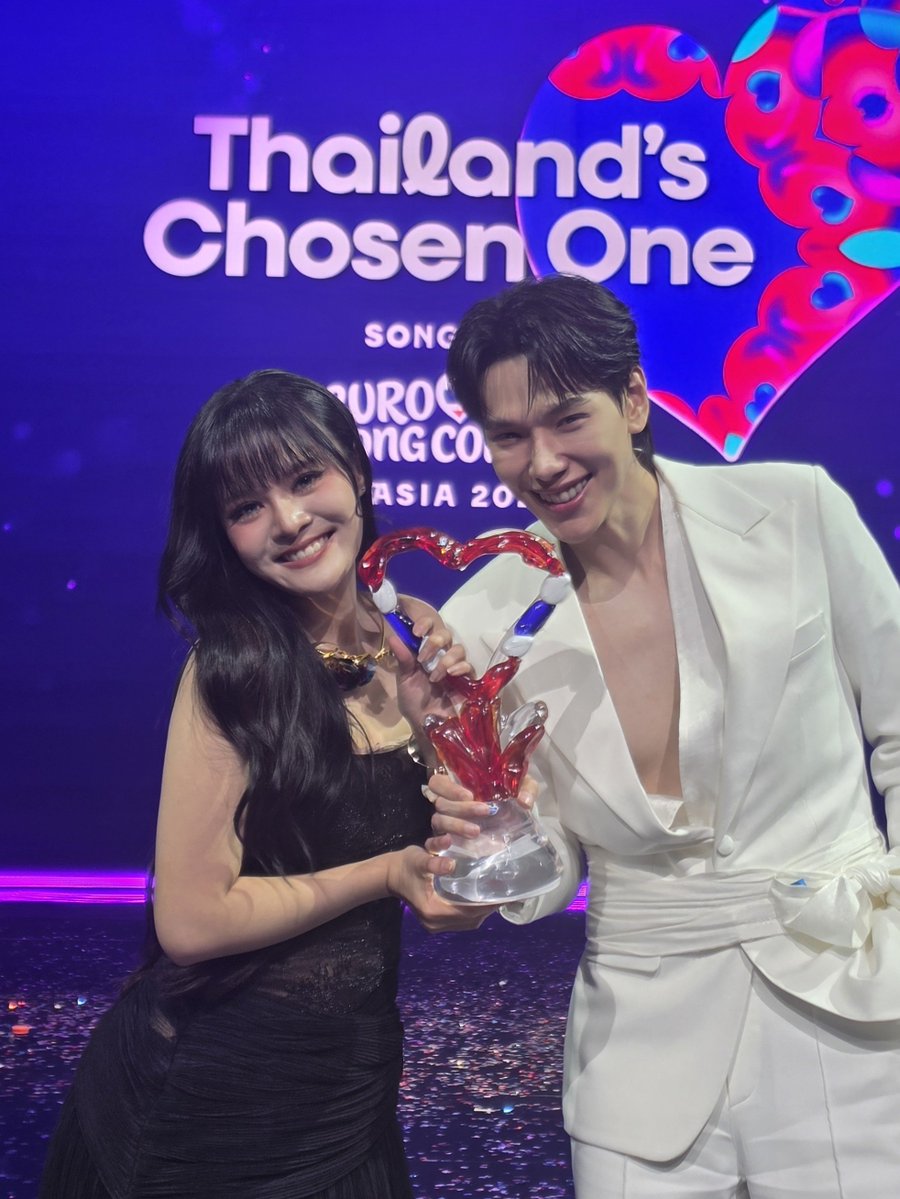oueiija's tweet photo. Thank you so much for all the love and support. 🤍 We’re truly grateful for this opportunity and everyone cheering us on. We’ll keep working hard, growing, and giving our best. 🙏🏻🔥

See you at Eurovision Asia!

#EurovisionAsia #EurovisionAsia #ThailandsChosenOne https://t.co/9ecGpFA6a4
