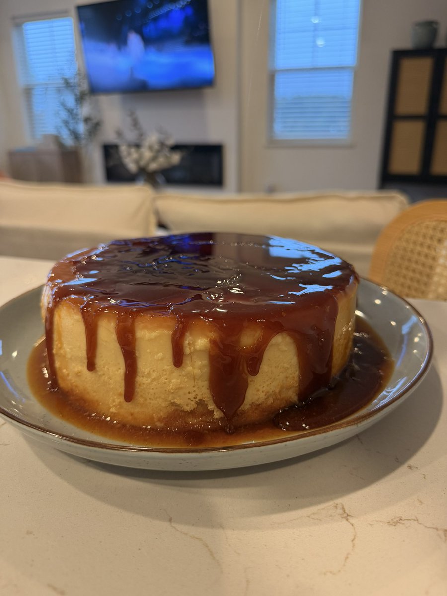 chowing64's tweet photo. Hoy tocó despedir a los viejos 🥹 https://t.co/tsee3LuEvT
