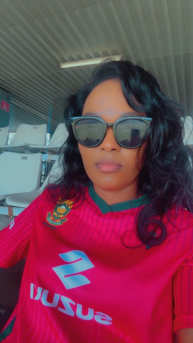LivhuwaniM32911's tweet photo. #Proteas
#Pinkday
#WanderersStadium
#Proteasfire
#Unstoppable https://t.co/pHBqQ6HLfF