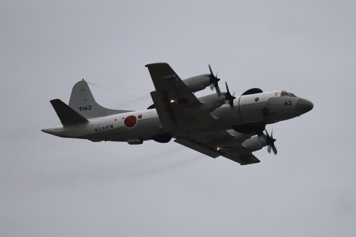 takk_B6's tweet photo. 帰投も撮れたよかったです
小松基地航空祭にてUP-3D https://t.co/MnRzEP8Vuf