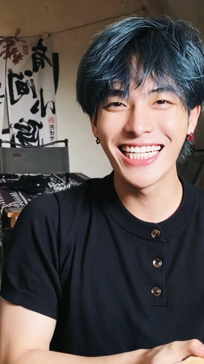 everyone_onu's tweet photo. gimana coba ga manggil dia adek, dia segemes ini. lucuu banget pengen gigit🤏🤏 https://t.co/v9M1ktBRl7