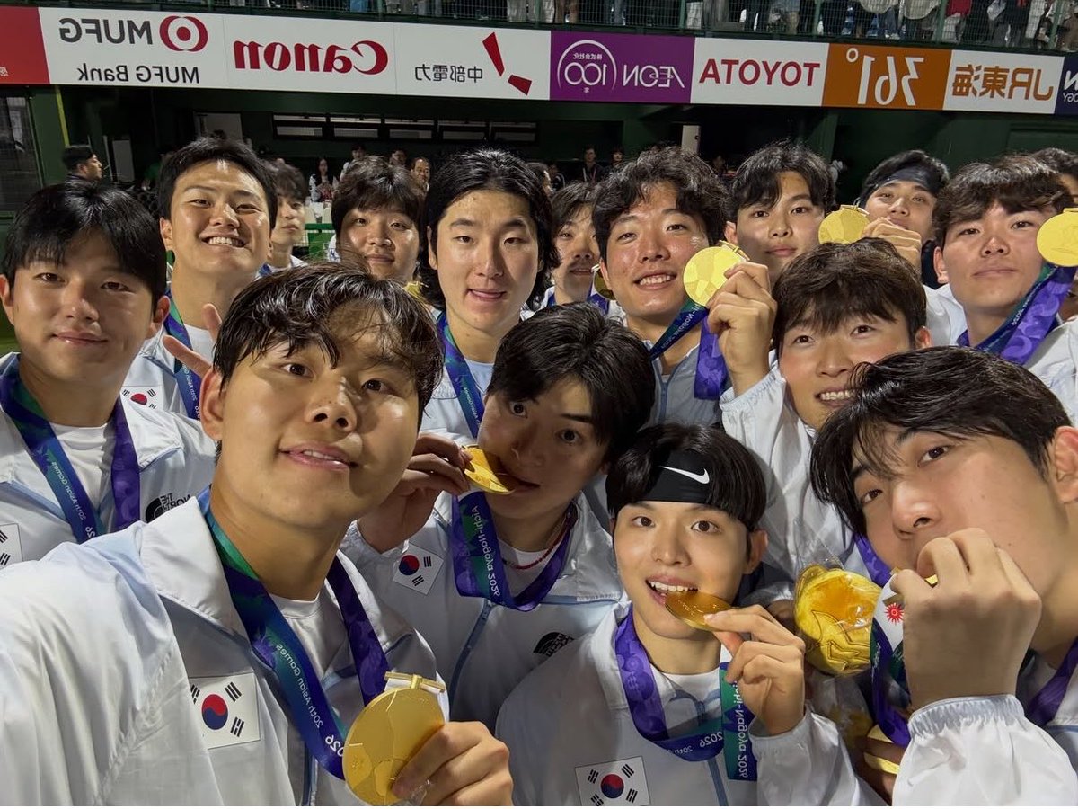 mungbears's tweet photo. SSG 세명만 살아남음 https://t.co/t4WnkxUAqJ
