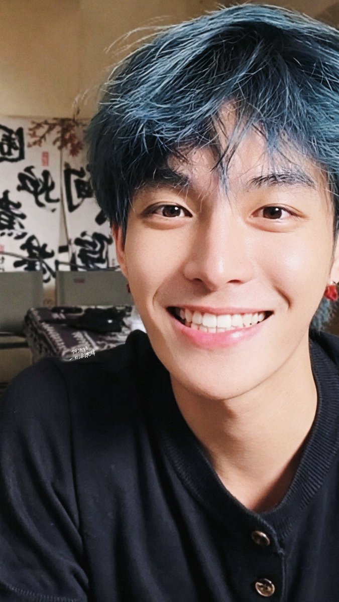 everyone_onu's tweet photo. gimana coba ga manggil dia adek, dia segemes ini. lucuu banget pengen gigit🤏🤏 https://t.co/v9M1ktBRl7
