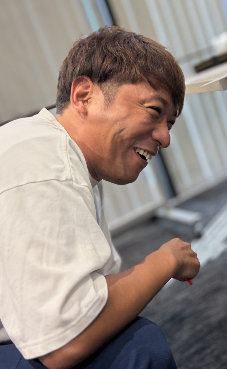 mopushman's tweet photo. サスペンダーズのち×こを監査する酒井さん

#モープッシュ #ヌヌヌ https://t.co/eCrC2V9kAc