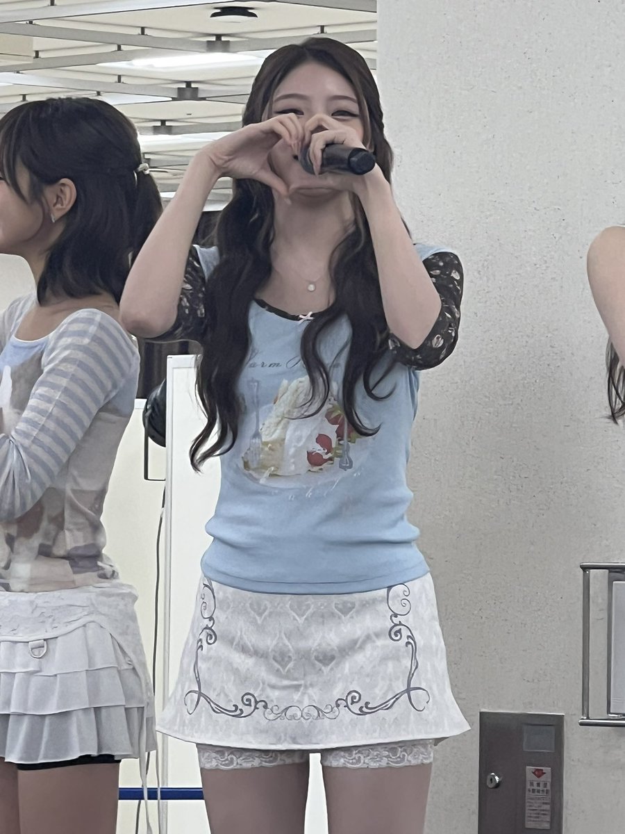 mo_frn's tweet photo. なぜか、わからんけどメロンパン買って帰ろー

なぜかわからんけど、、

#하음 https://t.co/cV719zRieu