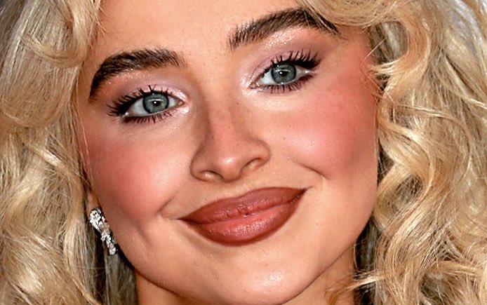 ToastyMosty6969's tweet photo. Sabrina Carpenter is chopped https://t.co/w9TiM7oZiF