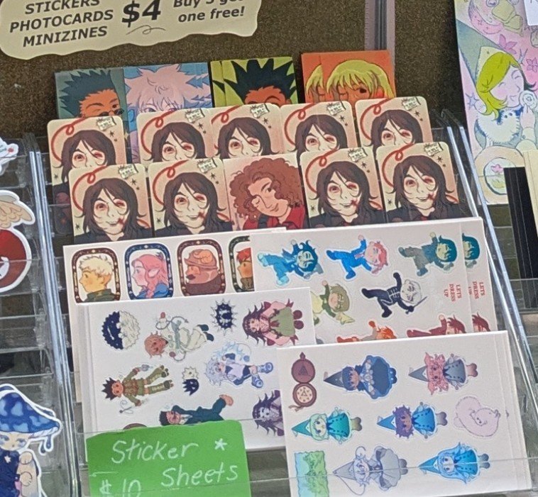 gachahugs's tweet photo. my girlfriend arranged the mcr photocards like that at my table yesterday. Okay https://t.co/65VdKcqm6i