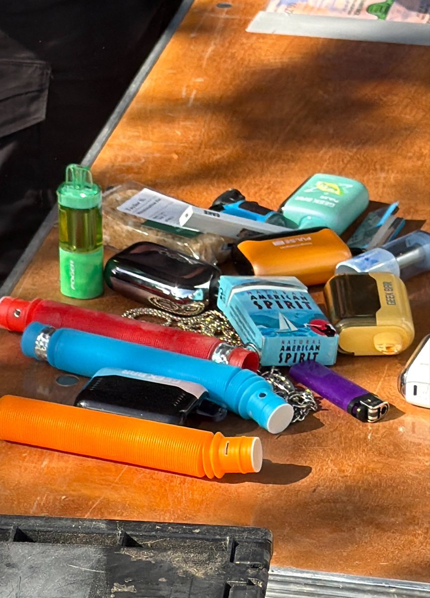 GlobalDanceGDE's tweet photo. CRSSD Fest doesn't play around with its no-vapes policy. Saw so many being confiscated at security check and inside the festival 🤷‍♂️😅 https://t.co/ws7LqWZy6q