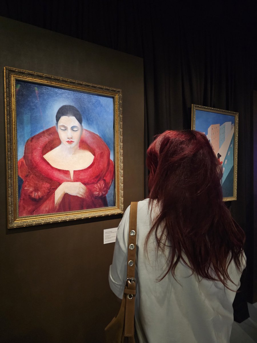 sararodris's tweet photo. gente muito legal a exposição da Tarsila podem ir dar o lacre classe média de vocês lá https://t.co/z1lnxLtiSM
