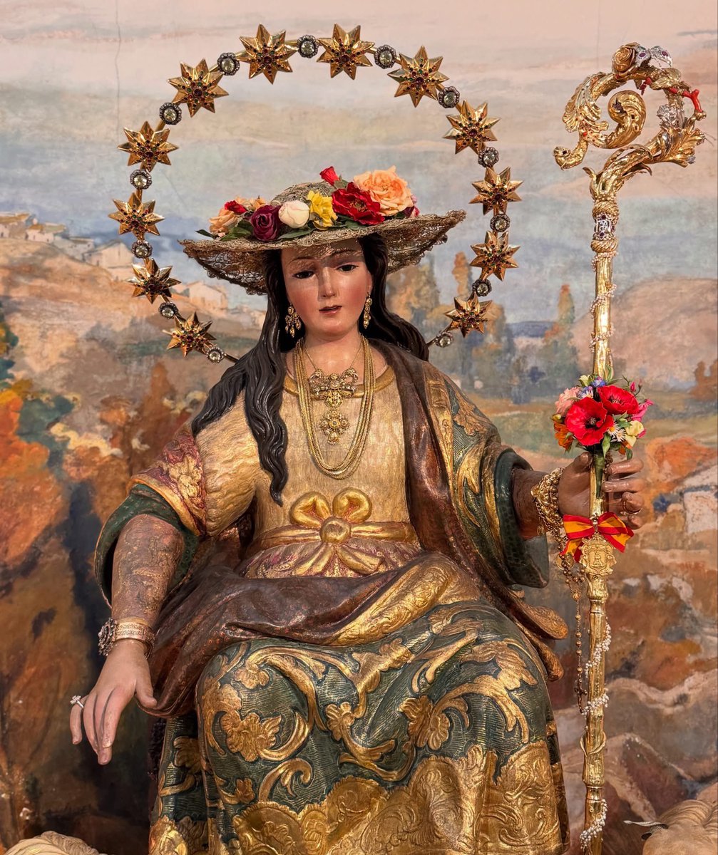 mabernalsanchez's tweet photo. ¡LA REINA DE CANTILLANA! https://t.co/qk8YqR8Iof