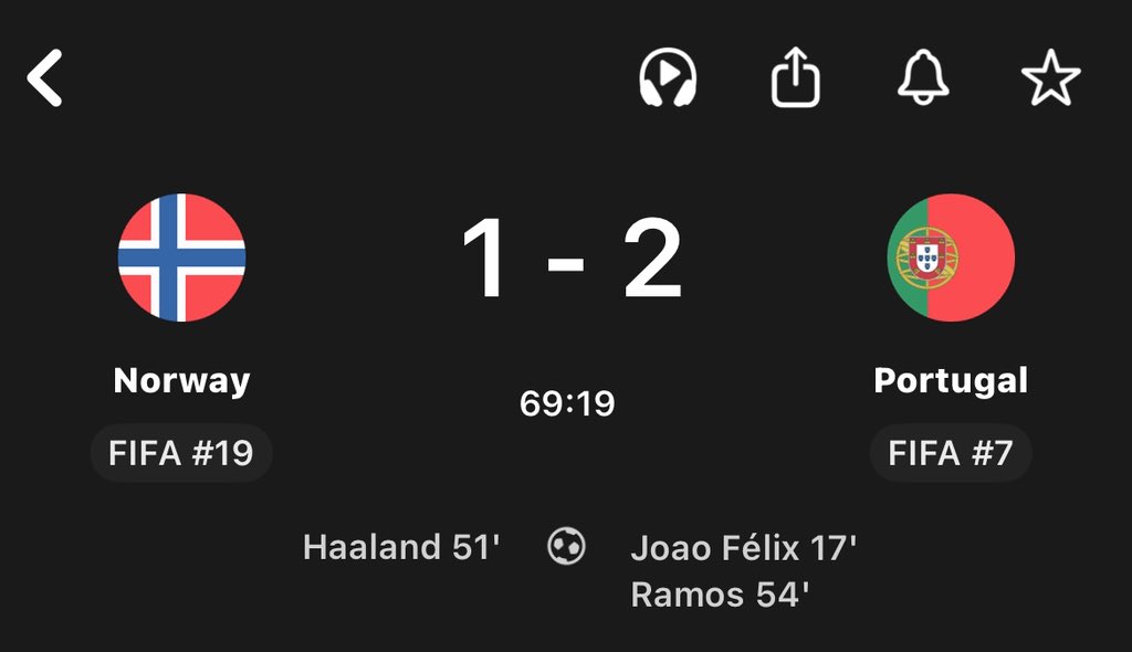 COMMAND_SNEH's tweet photo. What do men really want ? 

Me :  80 mins’ Ronaldo sub in 
            85 mins - penalty to Portugal 
             82 mins - Ronaldo scored a penalty 
            90 mins - penalty to Portugal  
            92 mins -   Ronaldo scored a penalty 

                🙏🙏🙏🙏🥺🥺🥺🥺🥺🥺