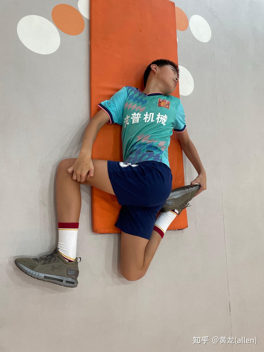 MyrleBowerg2's tweet photo. Hoy rompo mis límites: hoy entreno 15 minutos más y celebro cada pequeo paso que me acerca a mi mejor versión. Tu reto comienza hoy también! https://t.co/fOcrHeJgWF